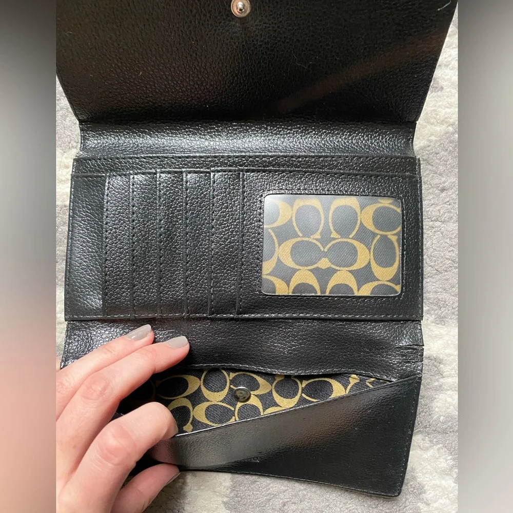 Coach Black Trifold Wallet - Picture 4 of 8